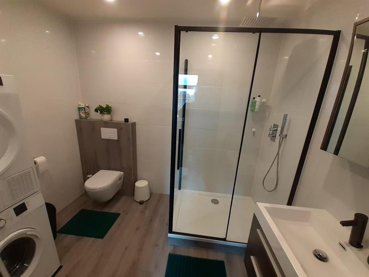 Appartement Deluxe Tilburg Eksteriør billede